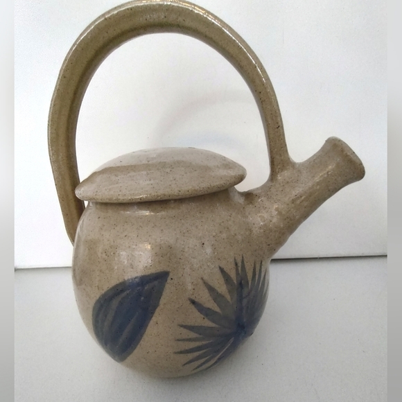 Sonny Fletcher Delph Blue Daisy vintage pottery pitcher W/ lid - Picture 1 of 11